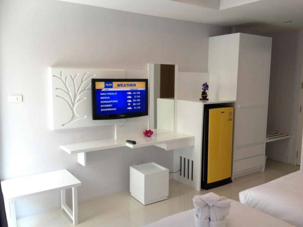 The Silk Hill Hotel Patong Номер фото