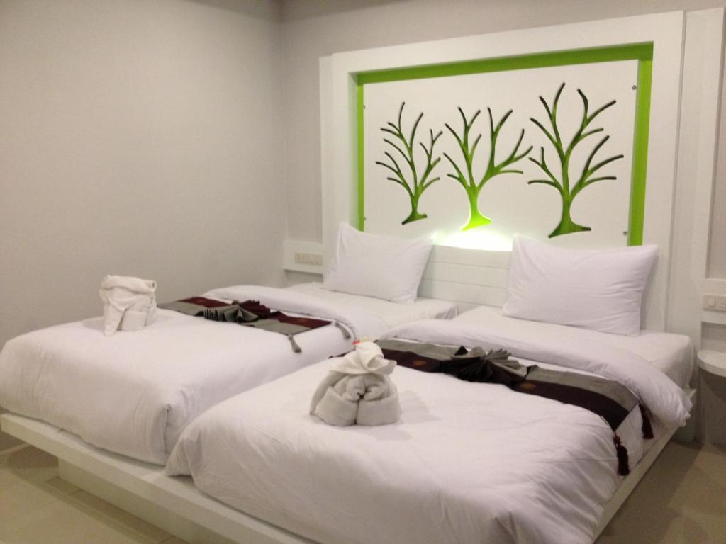 The Silk Hill Hotel Patong Экстерьер фото